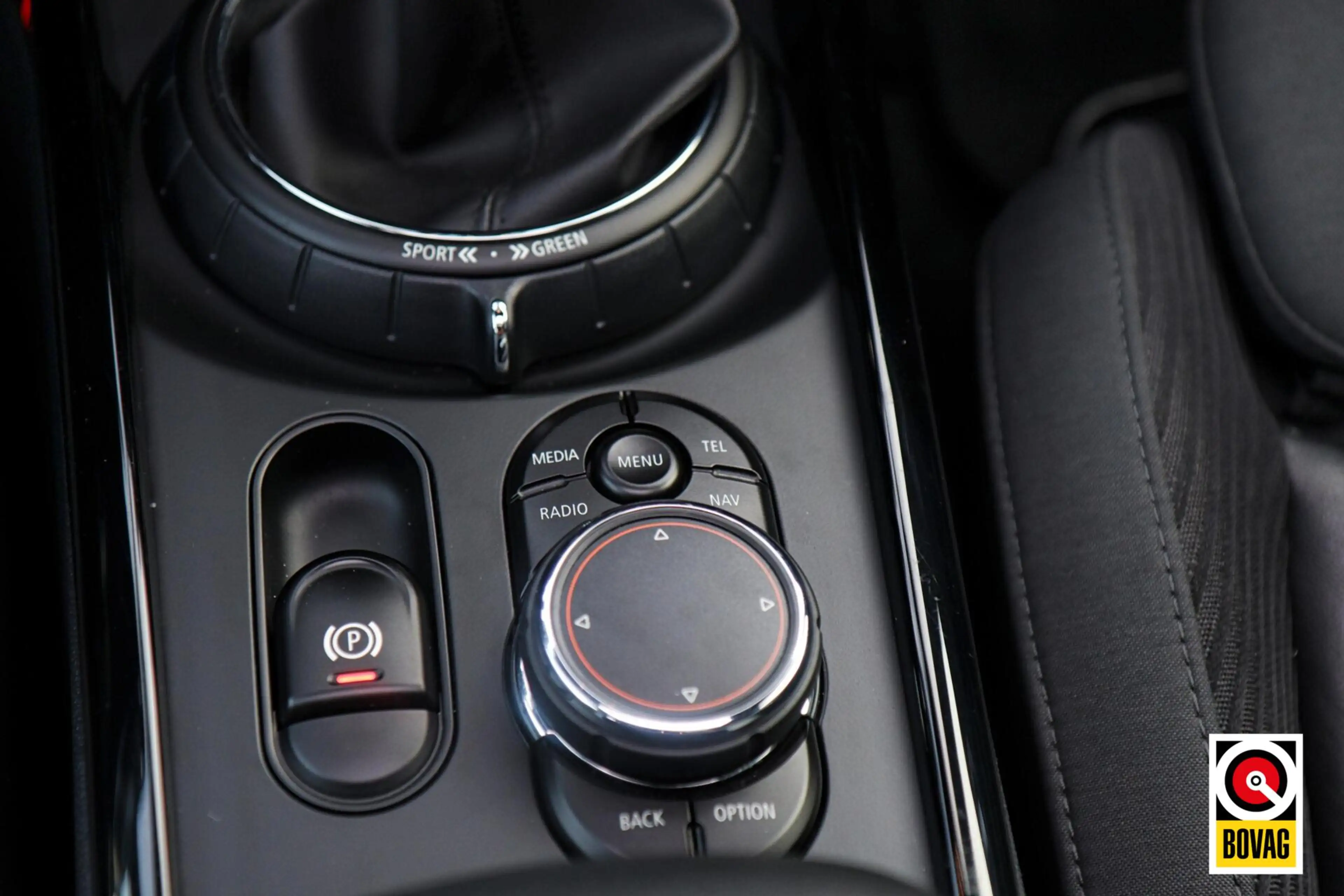 MINI Cooper Clubman 1.5 Chili |LED|PANODAK|NAVI|KEYLESS|CRUISE — photo 19