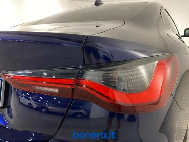 BMW 4 Series view 11