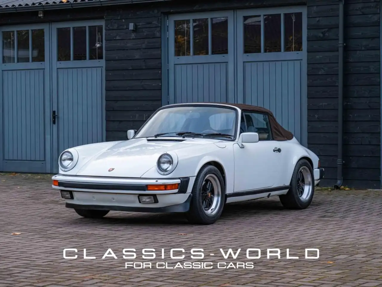 Porsche 911 3.2 Carrera cabrio, foto 1