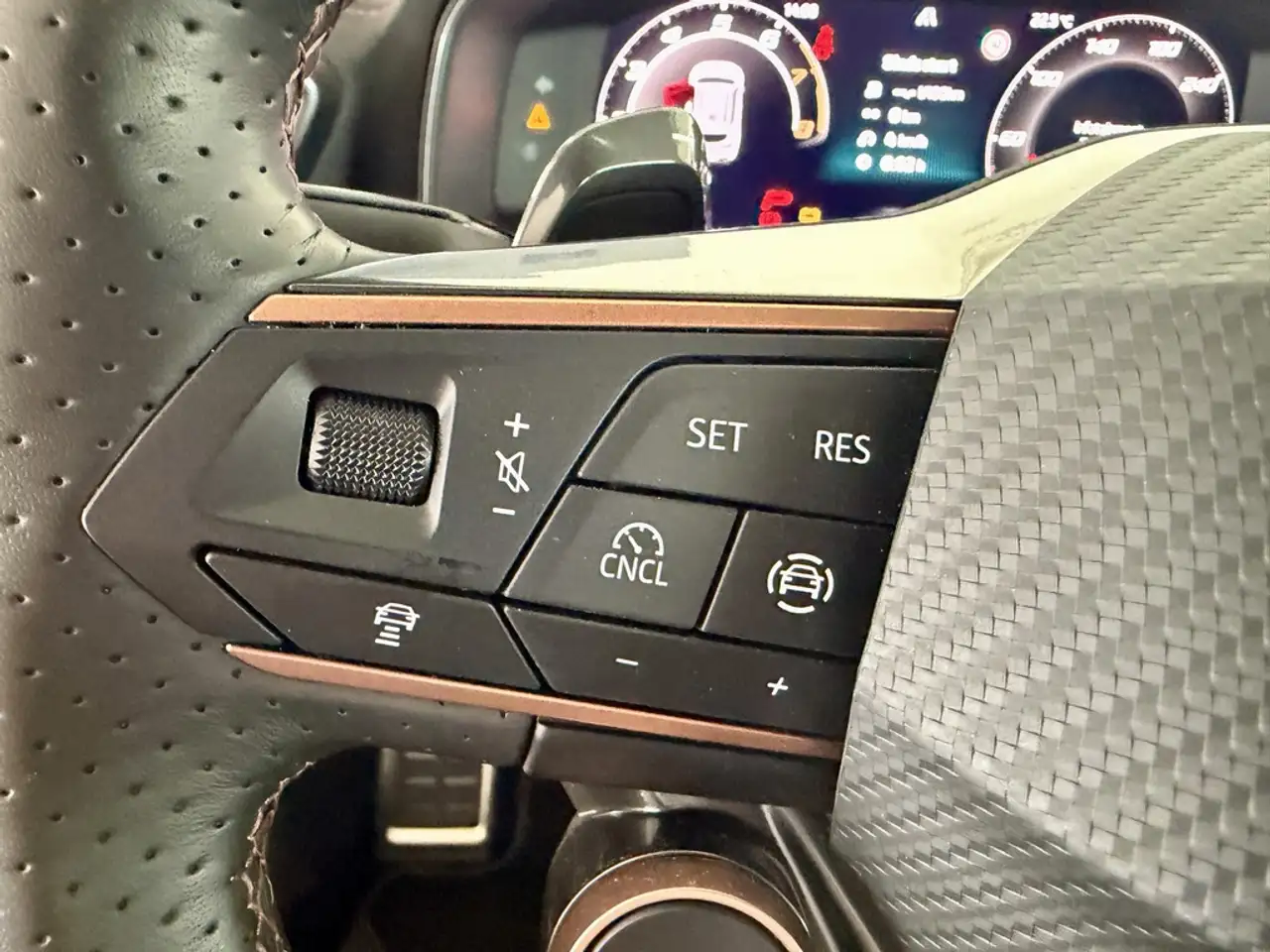Cupra Formentor 1.5 eTSI MHEV DSG Edge 360° camera Sfeer Apple & Android ACC, миниатюра 7