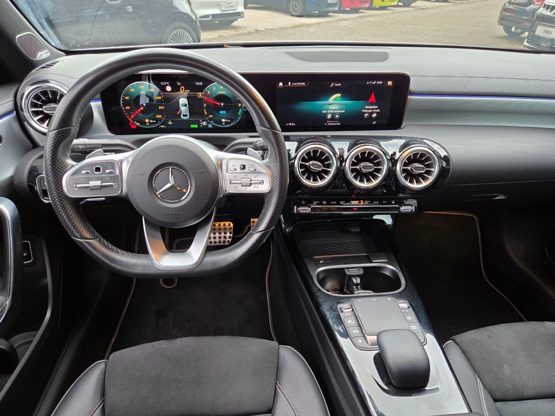 Mercedes-Benz A 250 e PHEV Limousine 8G-DCT AMG-Line — photo 9