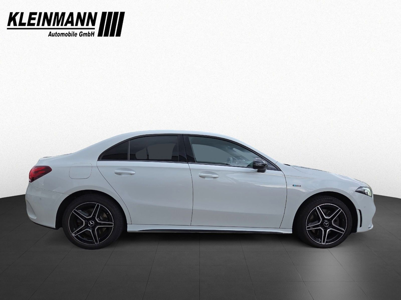 Mercedes-Benz A 250 e PHEV Limousine 8G-DCT AMG-Line — photo 5
