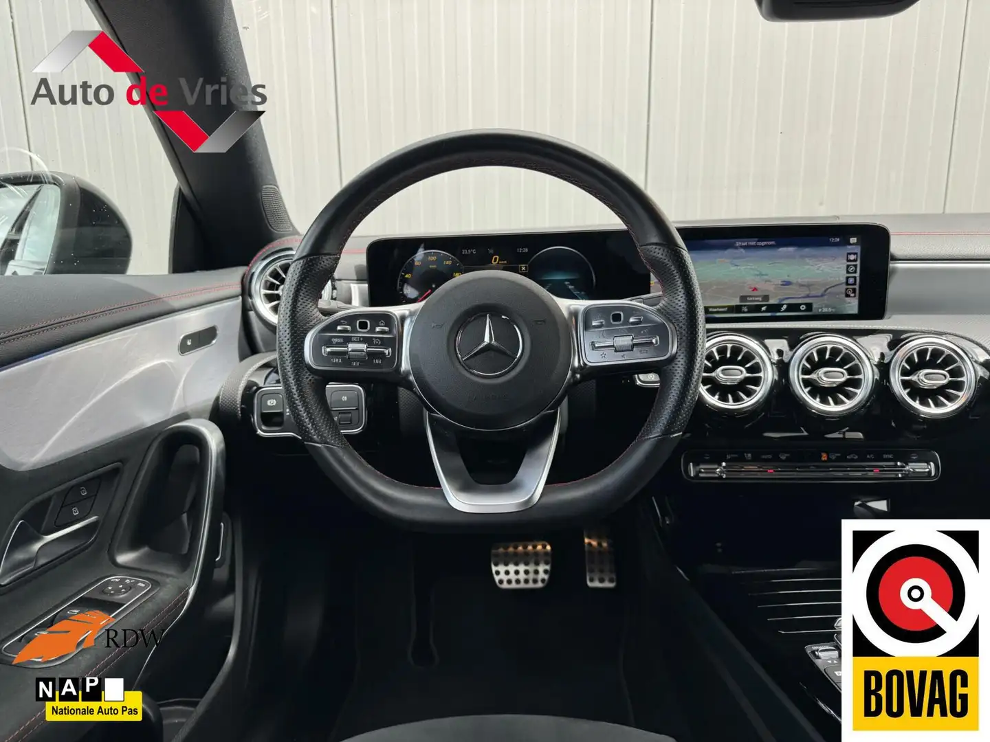 Mercedes-Benz CLA 200 Business Solution AMG|NL-Auto Grijs - 2