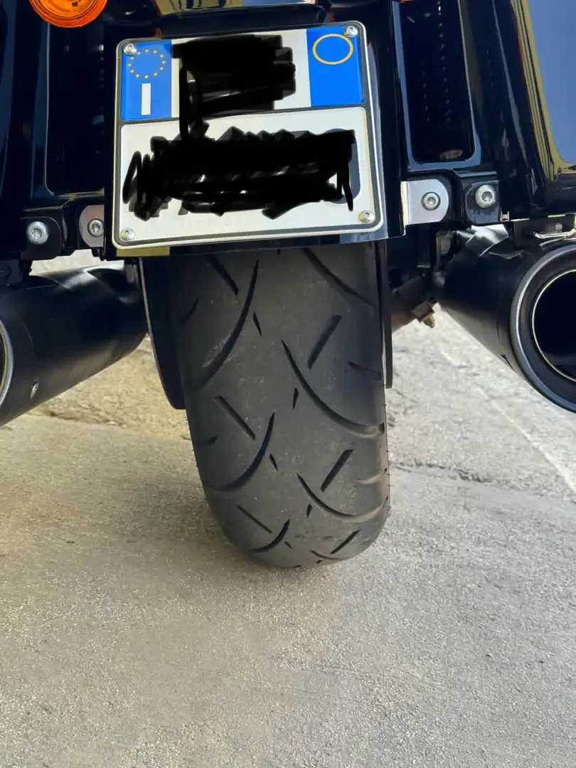 Harley-Davidson Street Glide ST Nero - 2