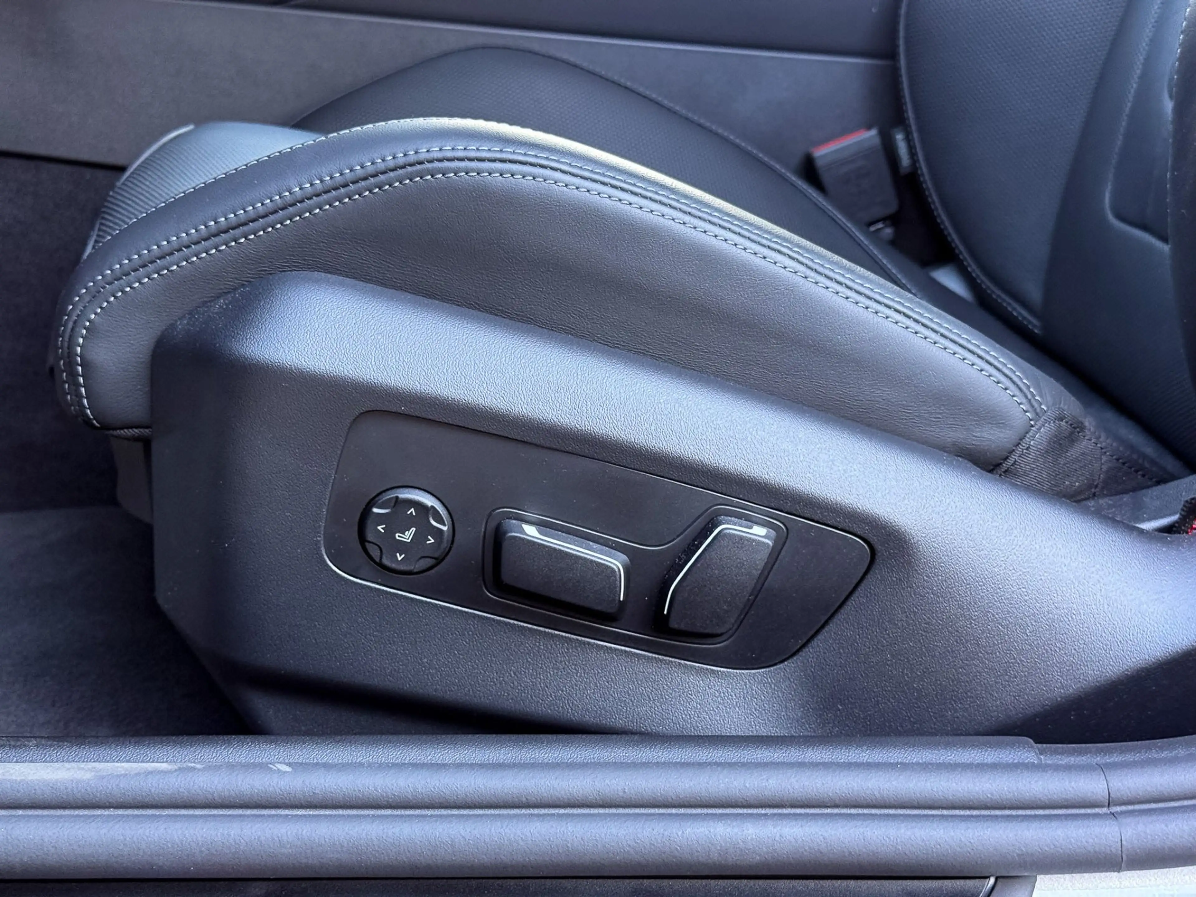 BMW M5 — photo 15