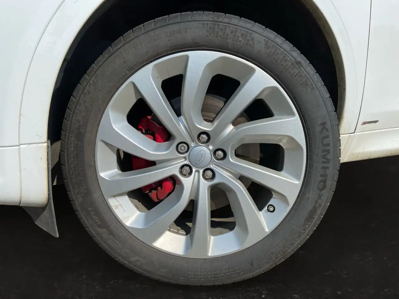 Land Rover Discovery Sport снимка Land Rover Discovery Sport