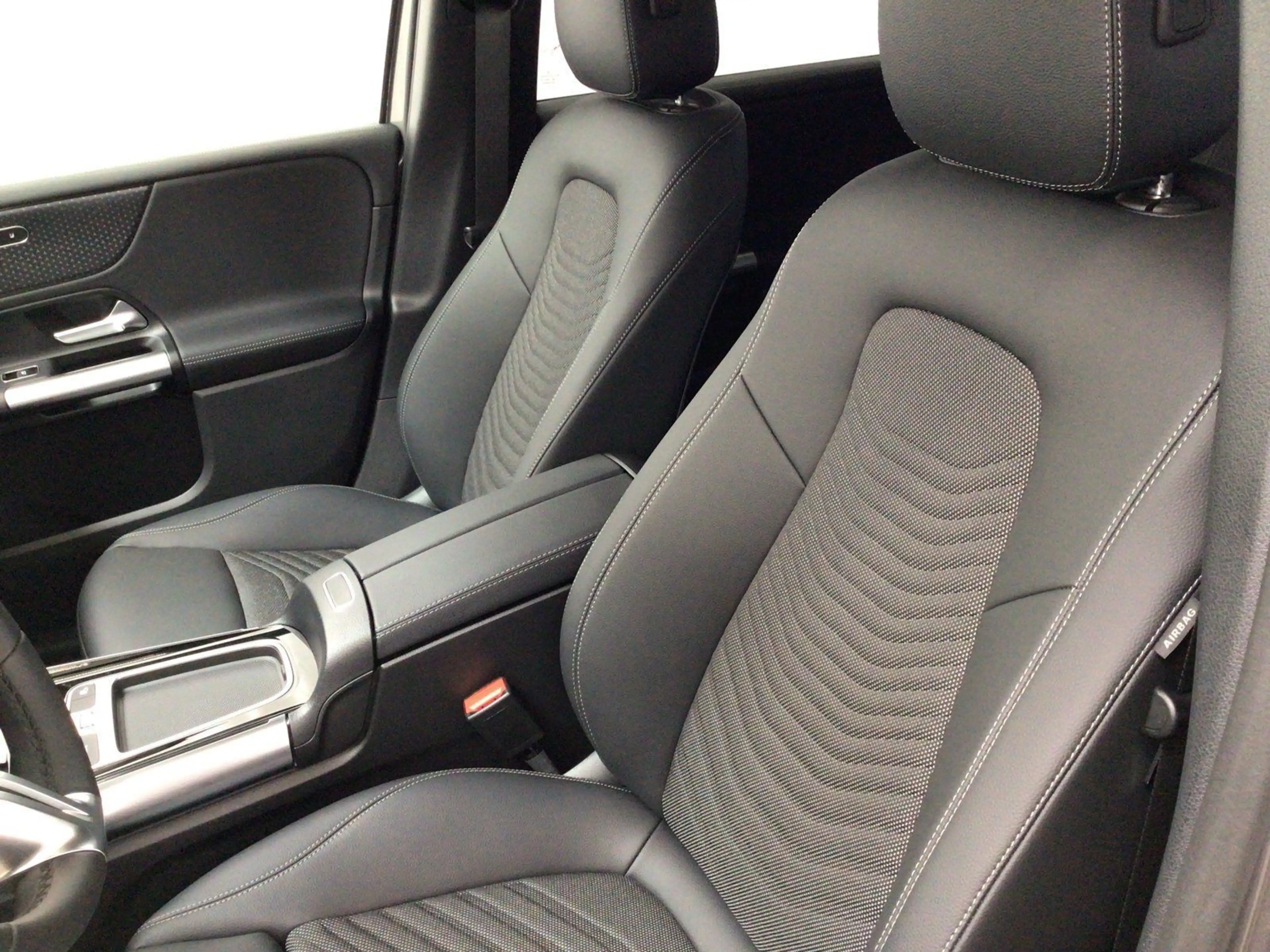 Mercedes-Benz B 180 d  PROGRESSIVE ADVANCED KAMERA LED EASYPAC — photo 7