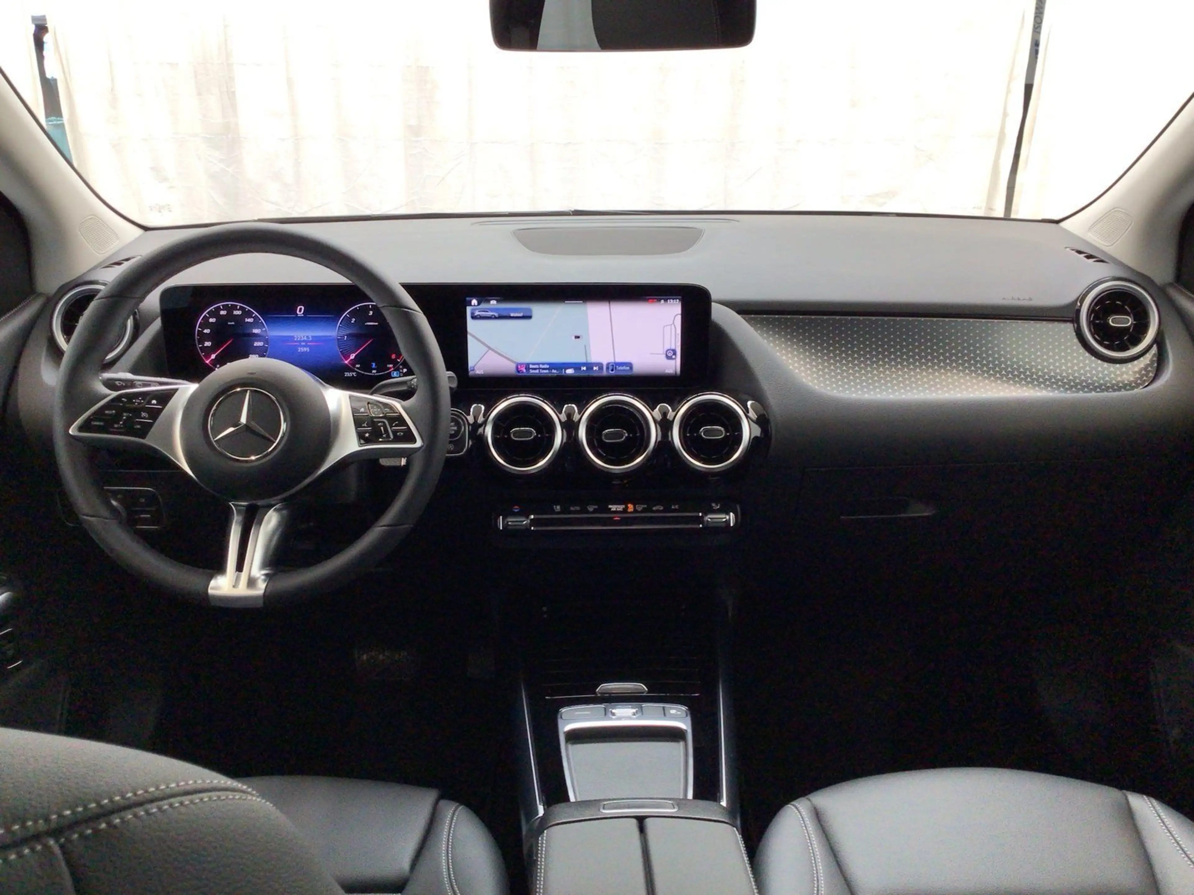 Mercedes-Benz B 180 d  PROGRESSIVE ADVANCED KAMERA LED EASYPAC — photo 10