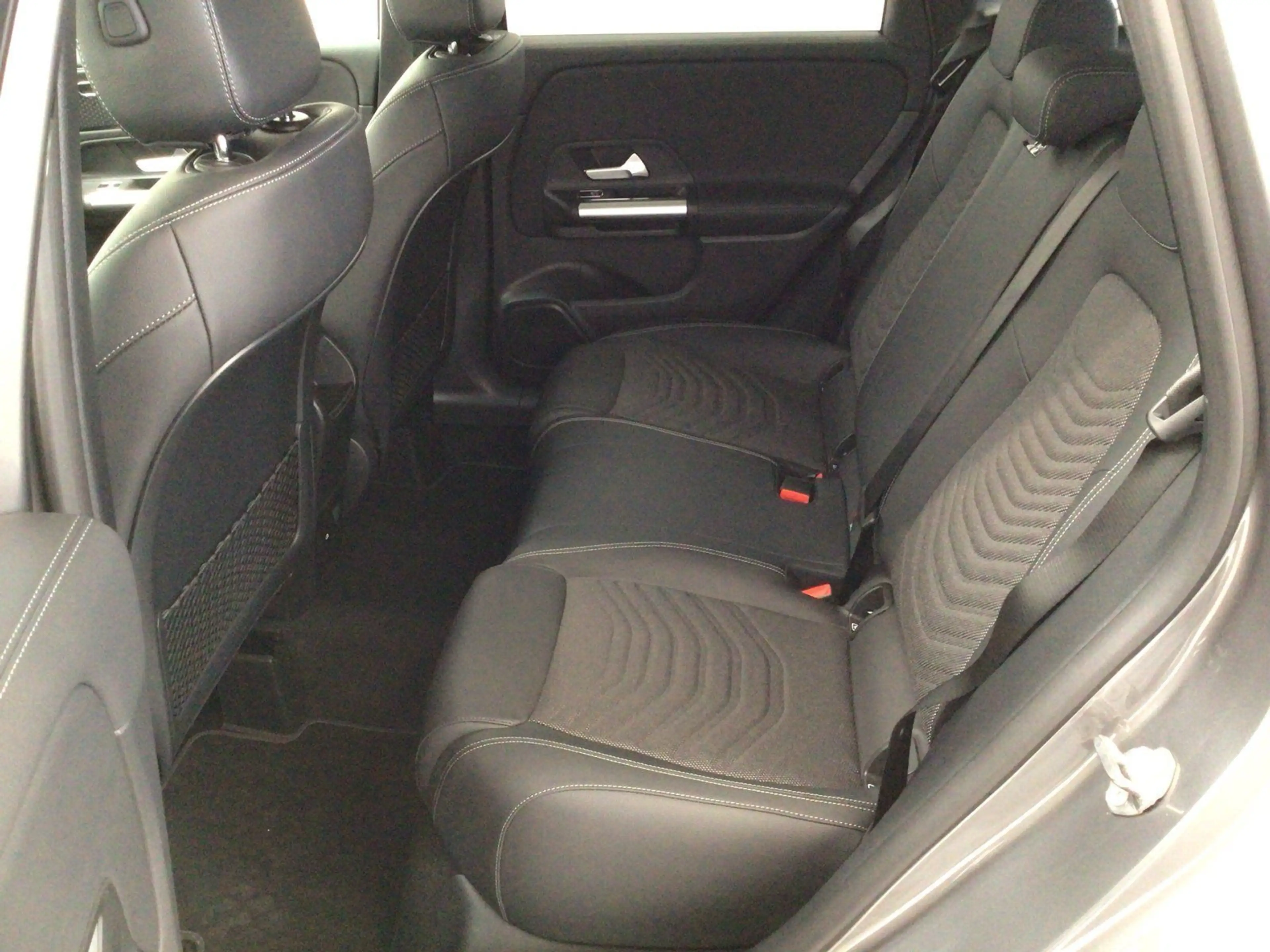 Mercedes-Benz B 180 d  PROGRESSIVE ADVANCED KAMERA LED EASYPAC — photo 14