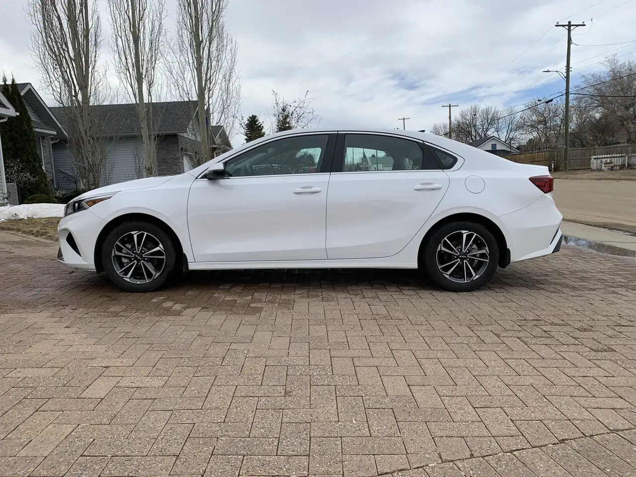 Kia Forte снимка Kia Forte