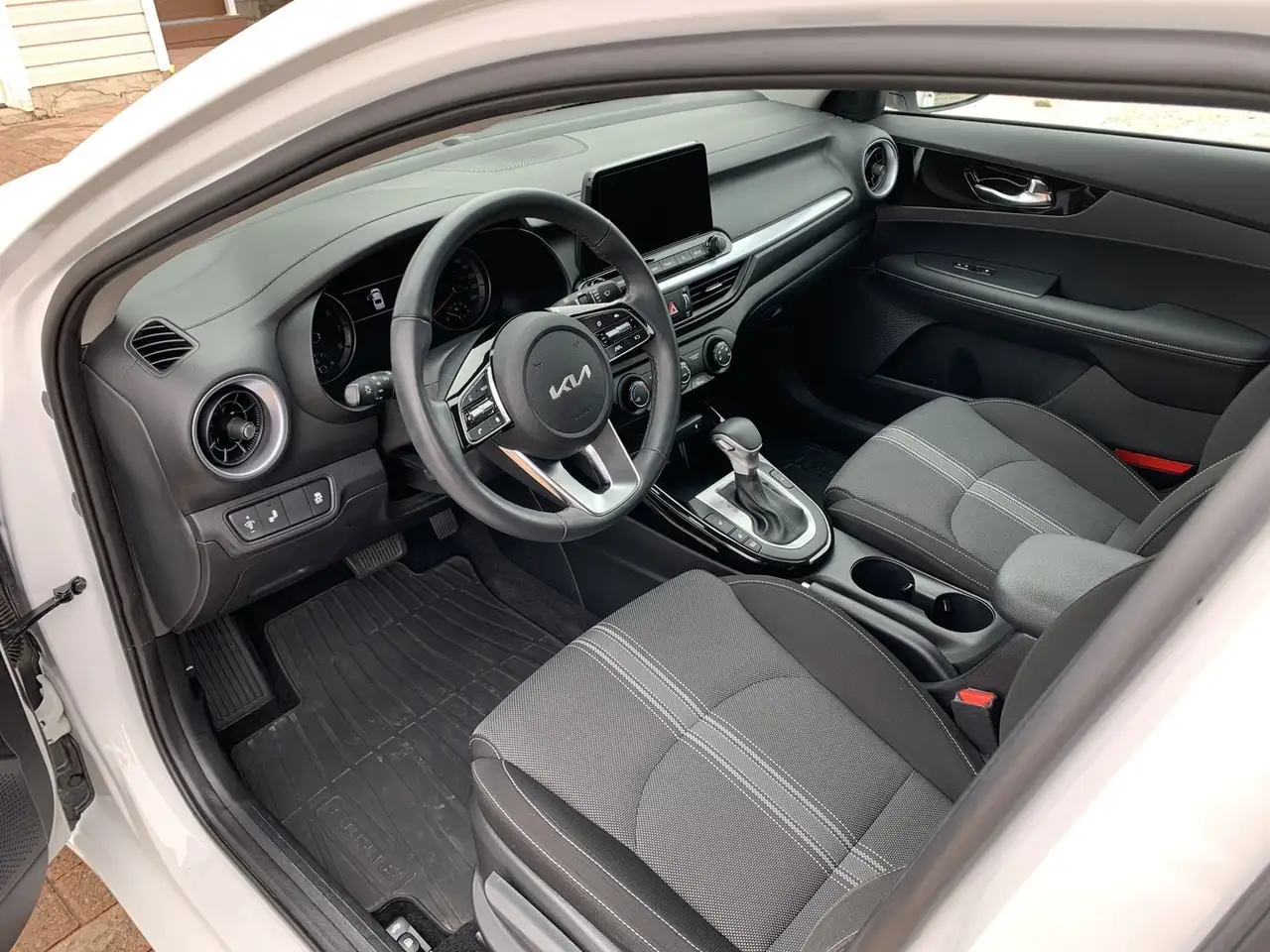 Kia Forte снимка Kia Forte