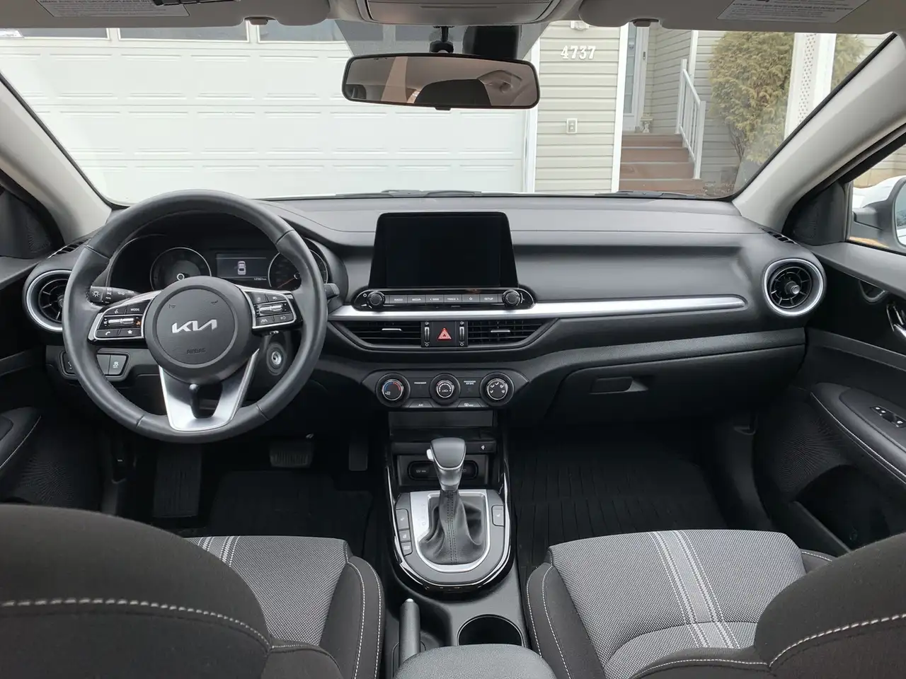 Kia Forte снимка Kia Forte