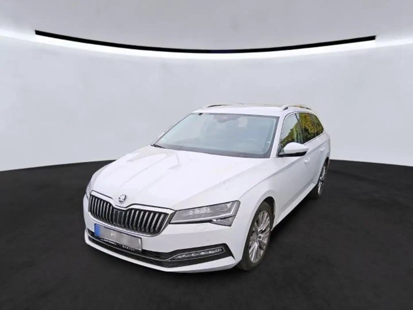 Skoda Superb Combi 2.0 TDI DSG STYLE MATRIX NAVI LM18 Weiß - 2