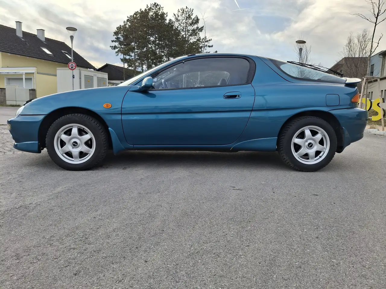 Mazda MX-3 V6 24V, foto 2
