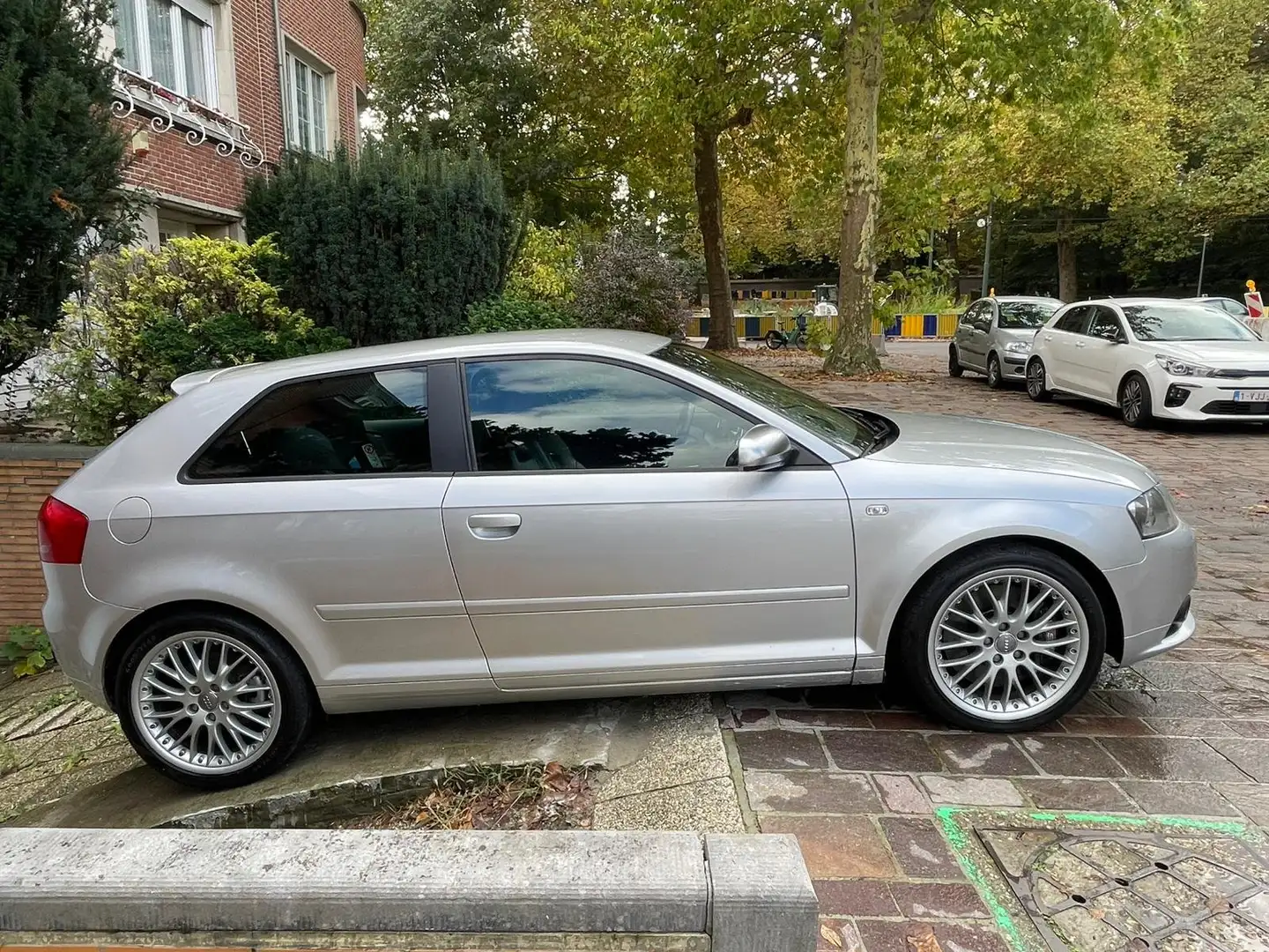 Audi A3 A3 2.0 Turbo 16v FSI Quattro Ambition Grijs - 2