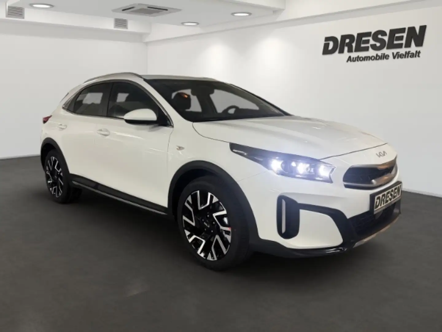 Kia XCeed VISION 1.5 DCT NAVI,KLIMA,KAMERA,SITZHZG Beyaz - 2