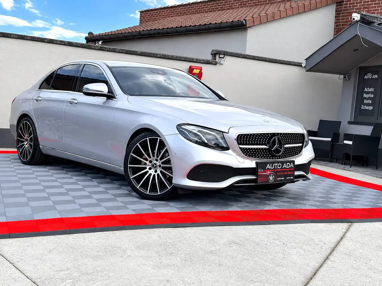 Mercedes-Benz E 200