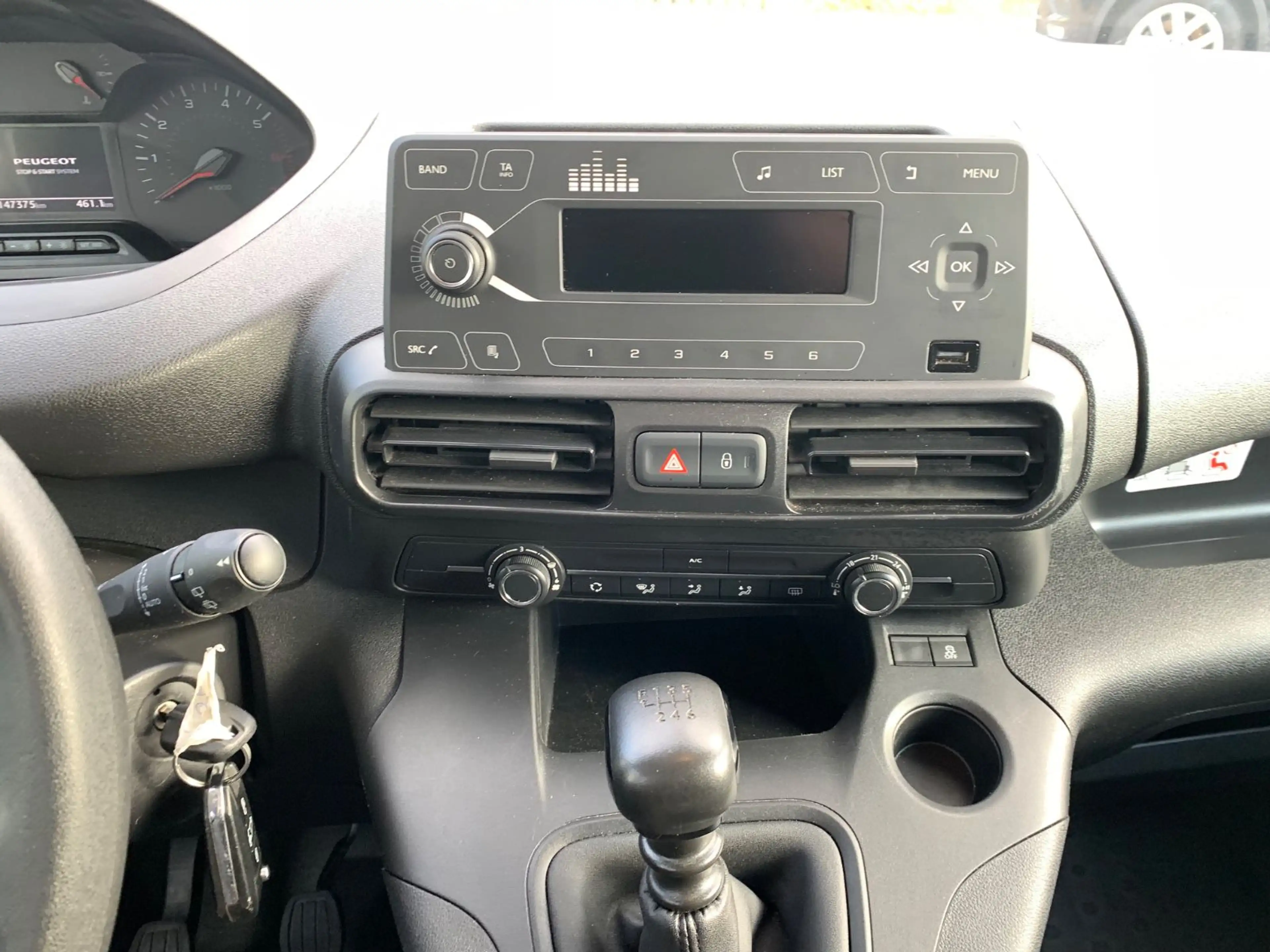 Peugeot Partner Pro FlexCab 1,5 Mixto L2 Temp. PDC Klima — photo 14