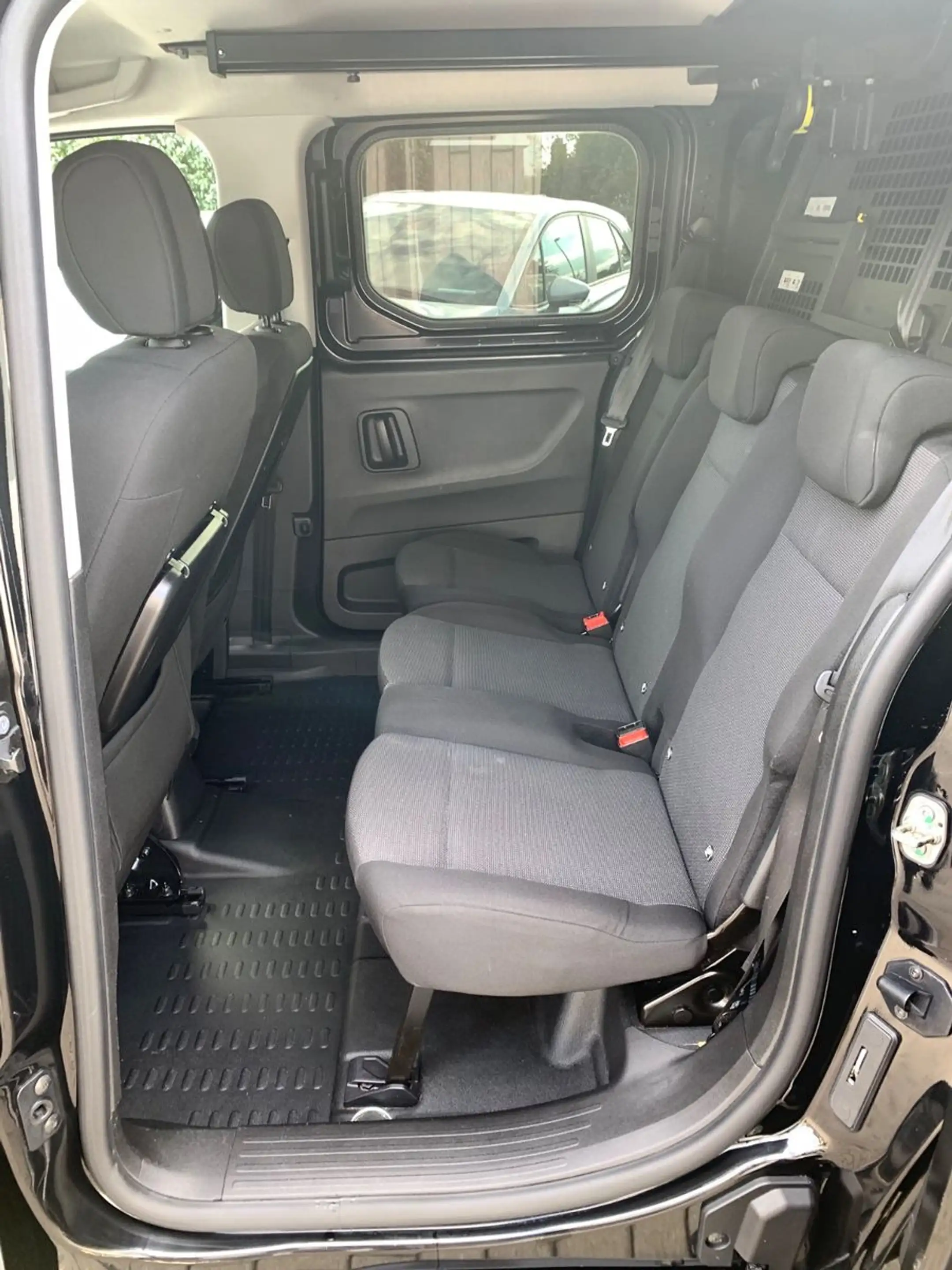 Peugeot Partner Pro FlexCab 1,5 Mixto L2 Temp. PDC Klima — photo 15