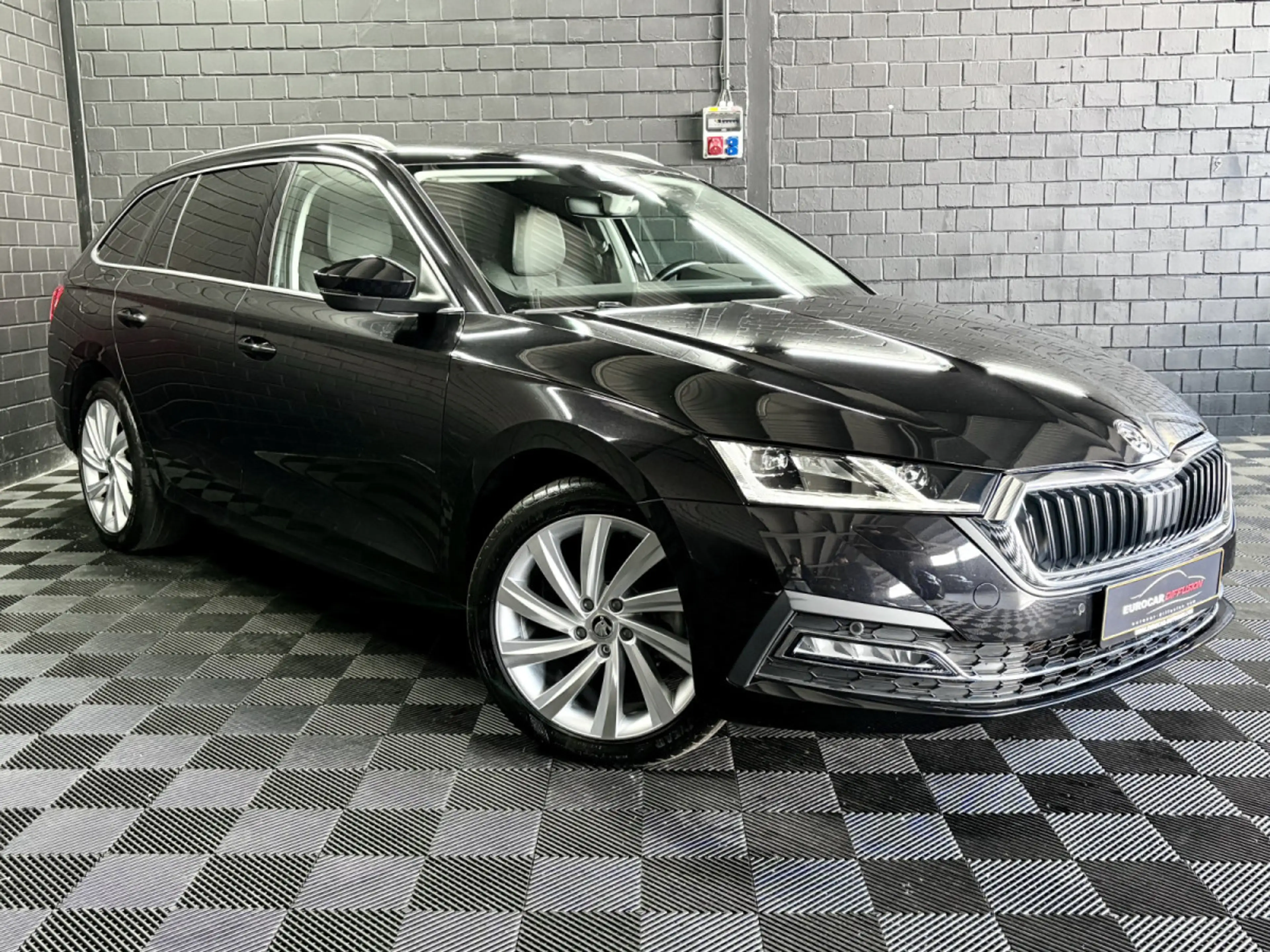 Skoda Octavia iV Estate Style 1.4 PHEV 204 CV — photo 3