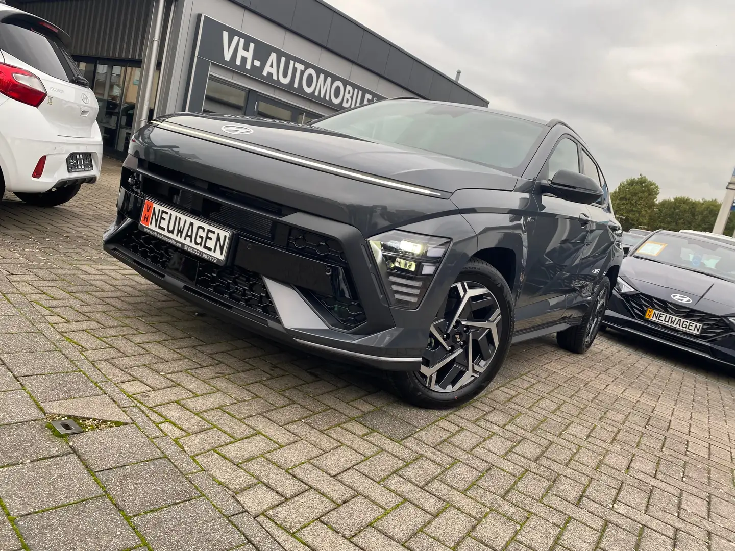Hyundai KONA 1.6N Line*NAVI&PDC vo&hi&R:KAMERA*Lenkrad&4xSitzhz Gris - 2
