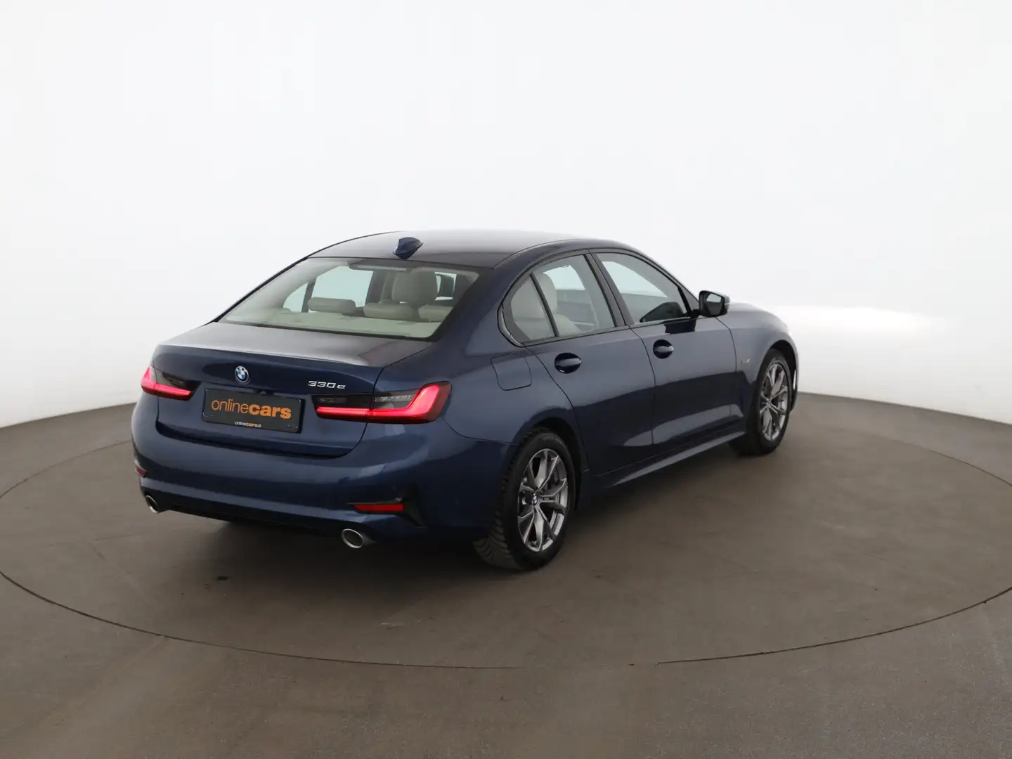 BMW 330 e Limousine Sport Line Aut LED LEDER NAVI Blau - 2