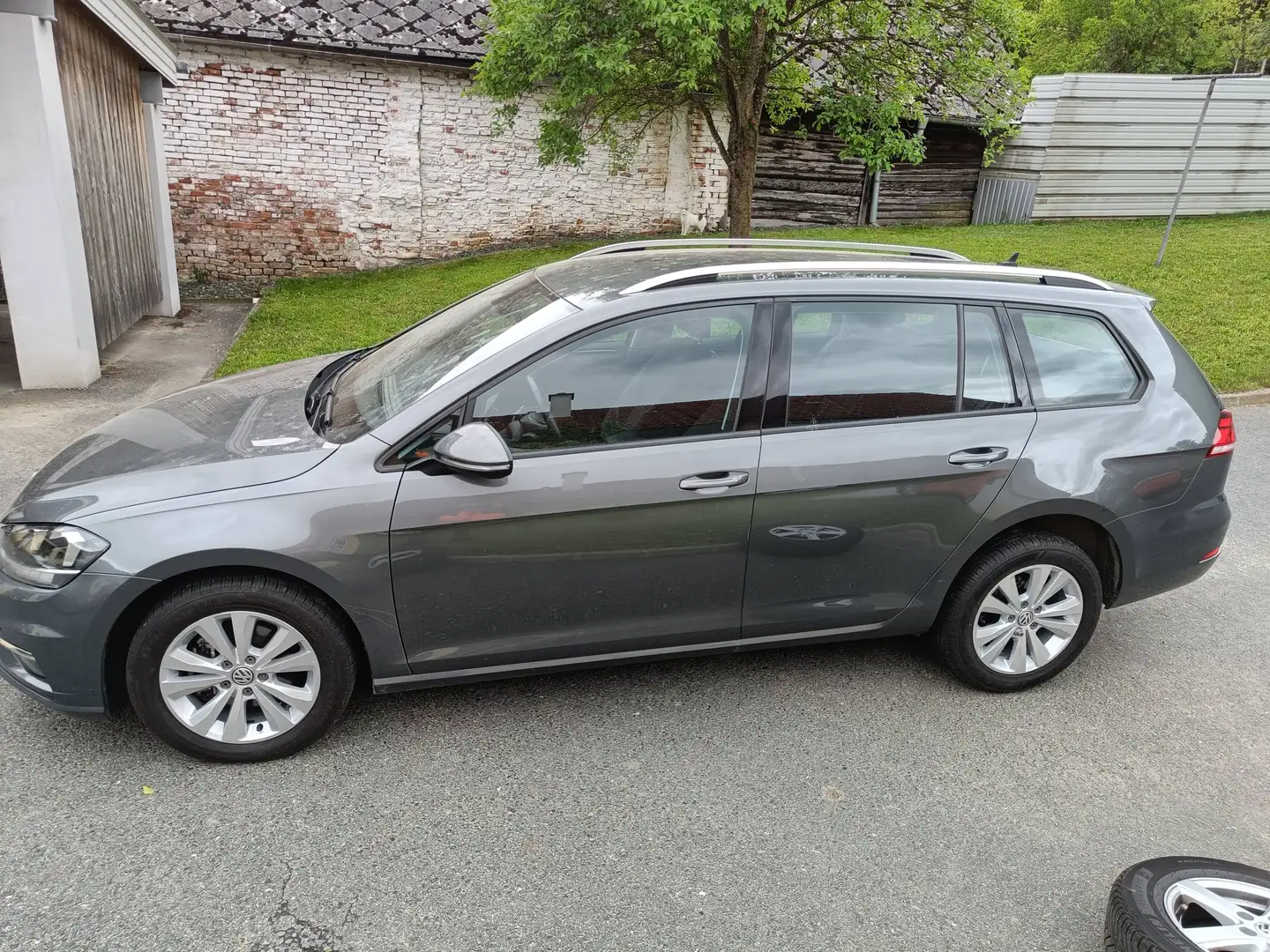 Volkswagen Golf Variant Golf Comfortline 1,6 TDI DSG Comfortline Grau - 2