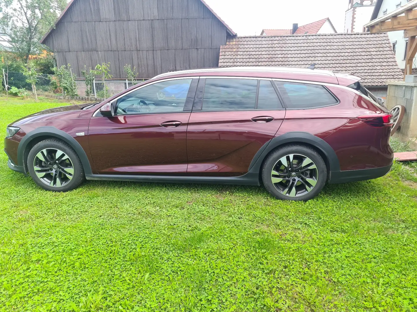 Opel Insignia Basis 4x4 Rot - 2