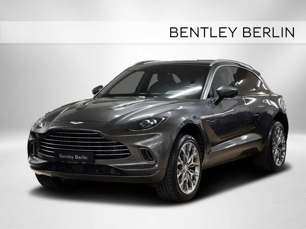 Aston Martin DBX
