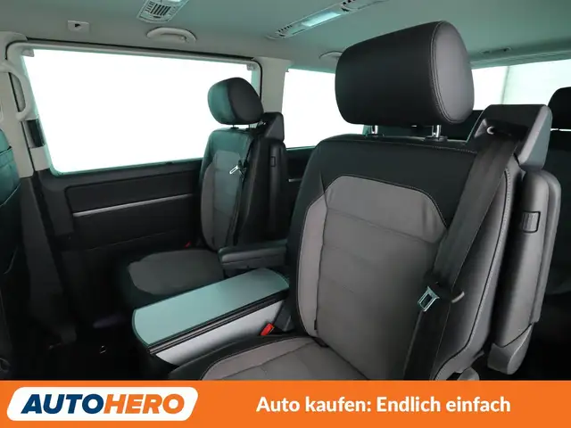 Volkswagen Multivan view 14