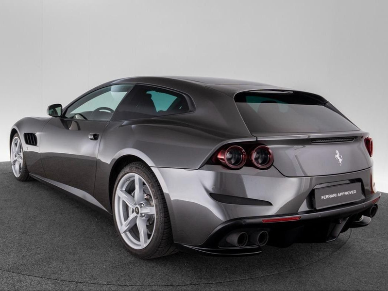Ferrari GTC4 Lusso 6.3 V12 DCT Carbon/P.Disp./Lift/JBL — photo 9