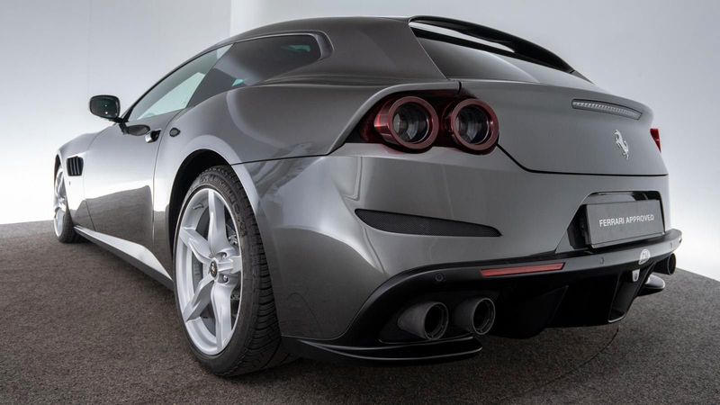 Ferrari GTC4 Lusso 6.3 V12 DCT Carbon/P.Disp./Lift/JBL — photo 10