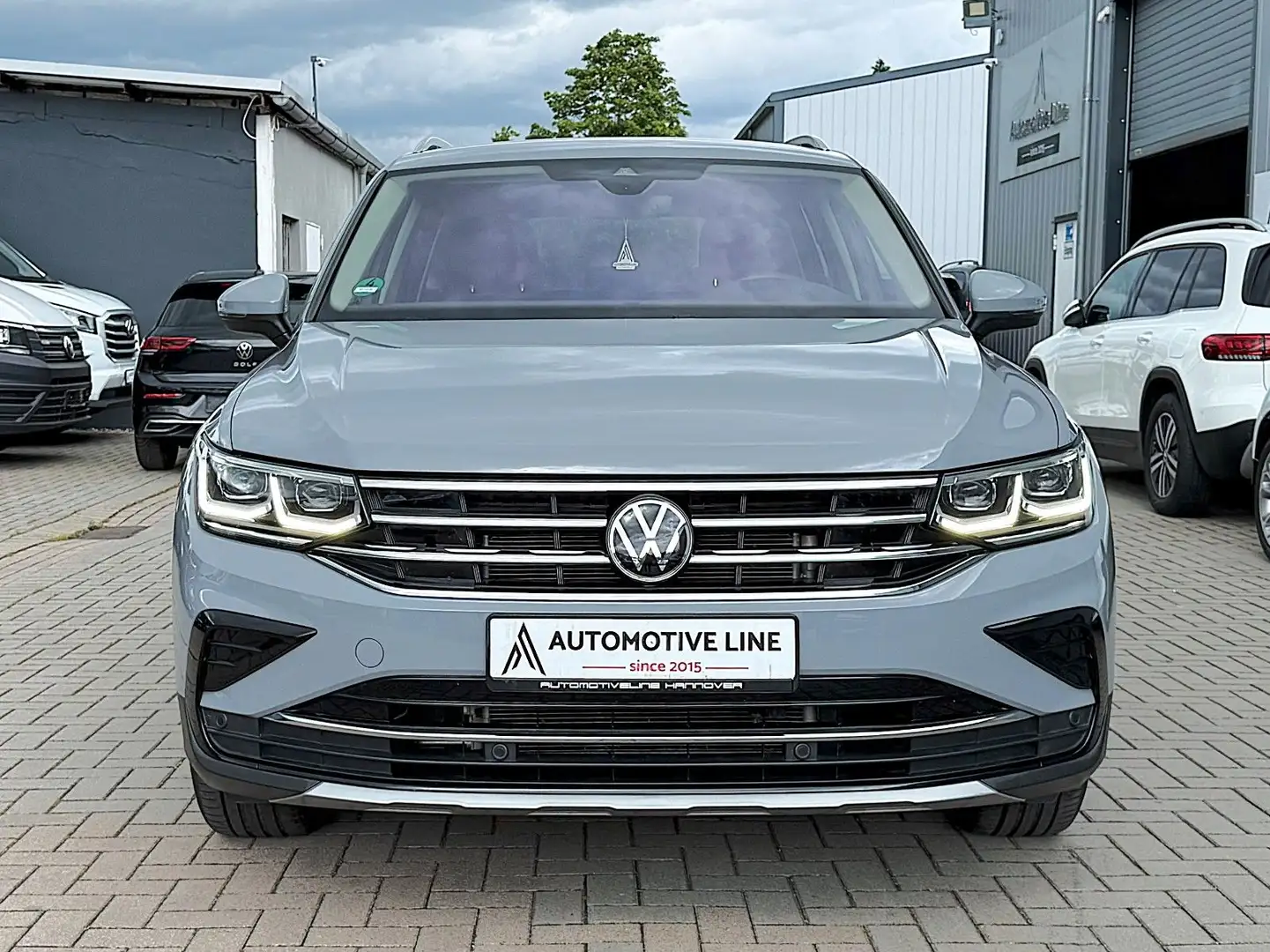 Volkswagen Tiguan TIGUAN 2.0 TDI /MATRIX/VIRTUAL/ASSISTENT/SHZ/ACC Gris - 2