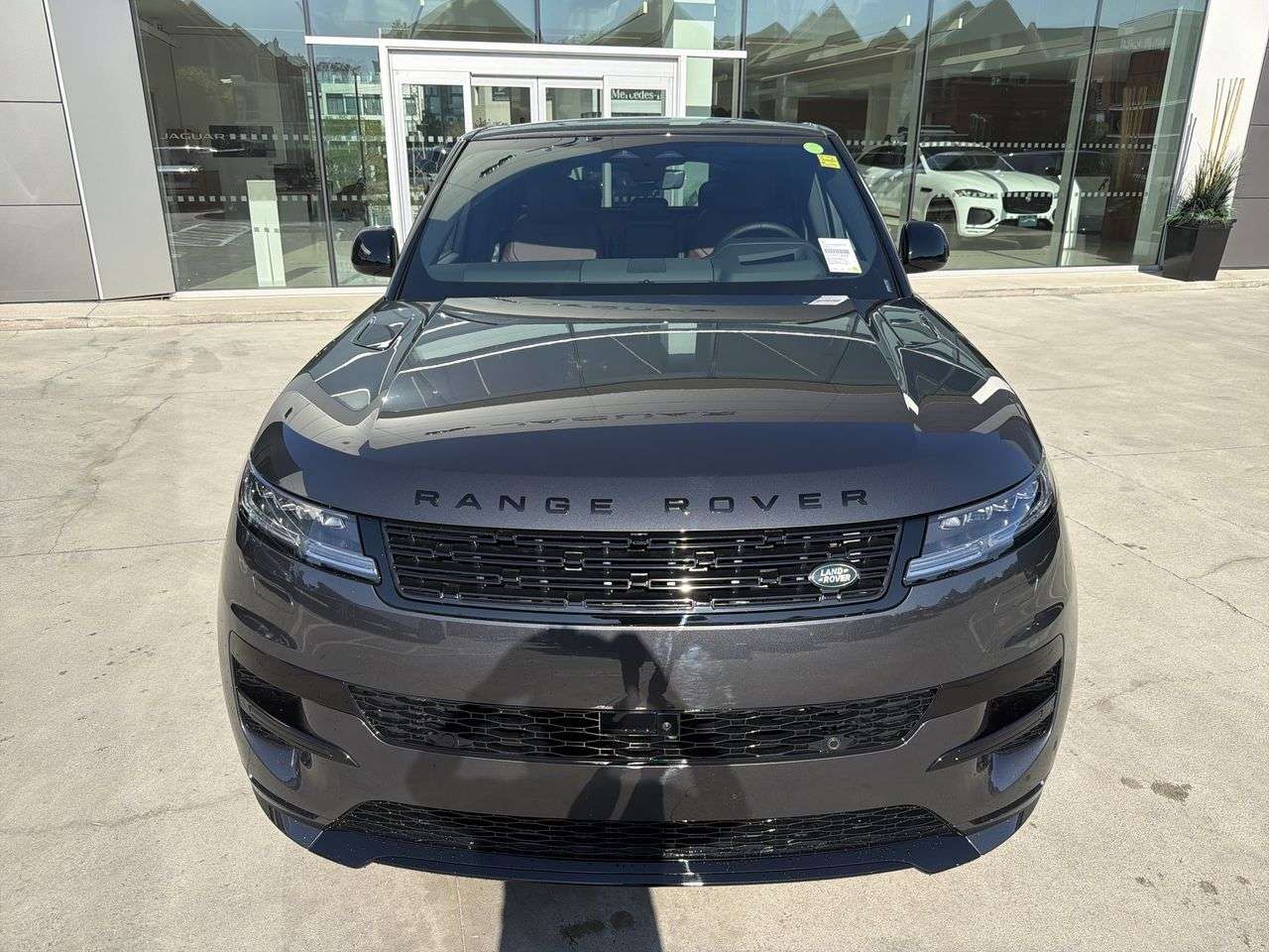 2026 Land Rover Range Rover Sport P400 Dynamic HSE alt 3