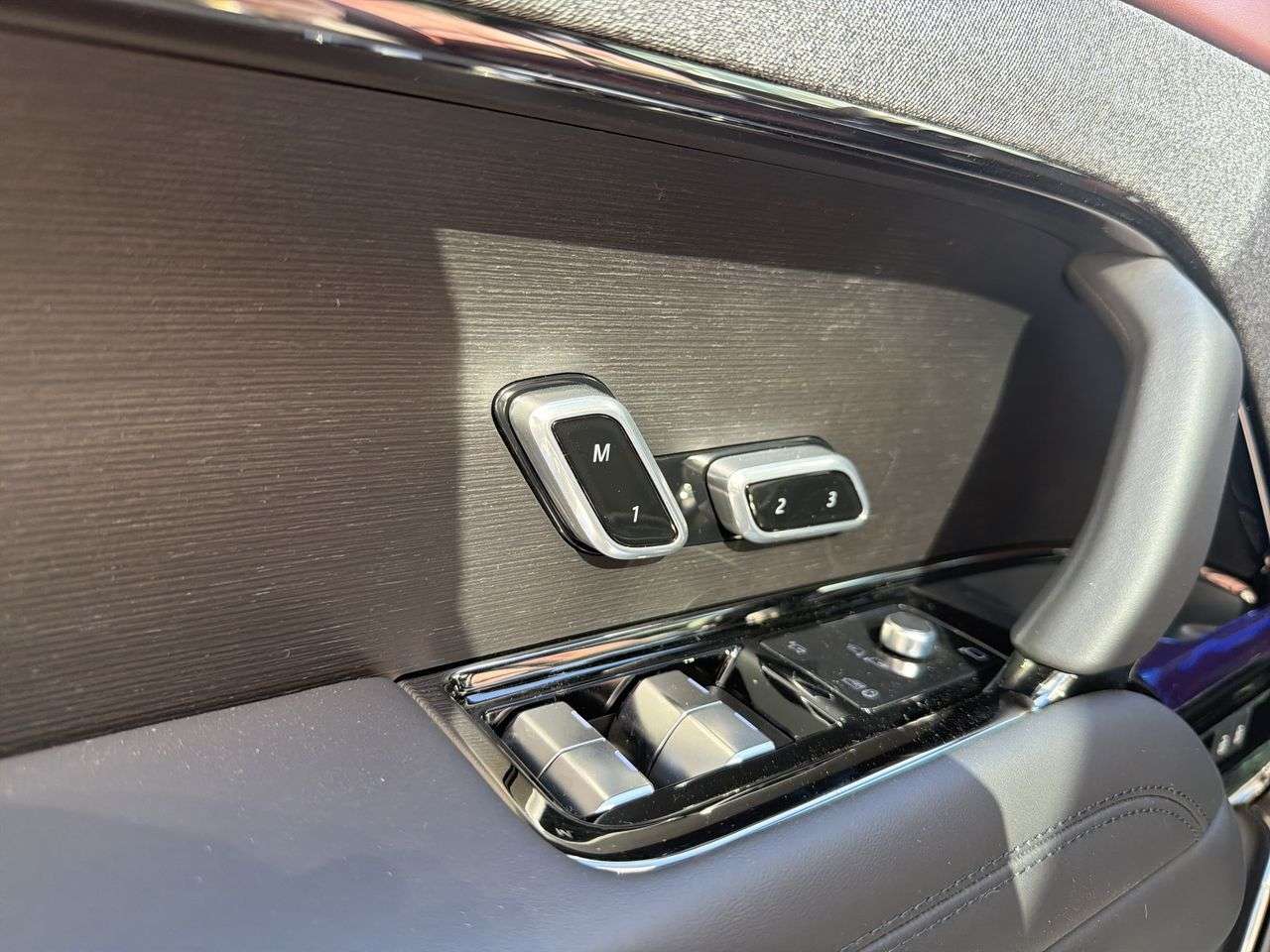 2026 Land Rover Range Rover Sport P400 Dynamic HSE thumb 9
