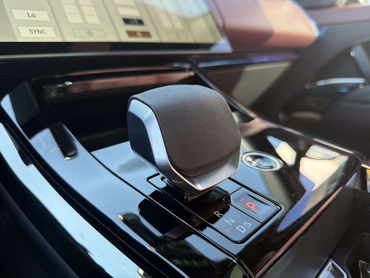 2026 Land Rover Range Rover Sport P400 Dynamic HSE thumb 17