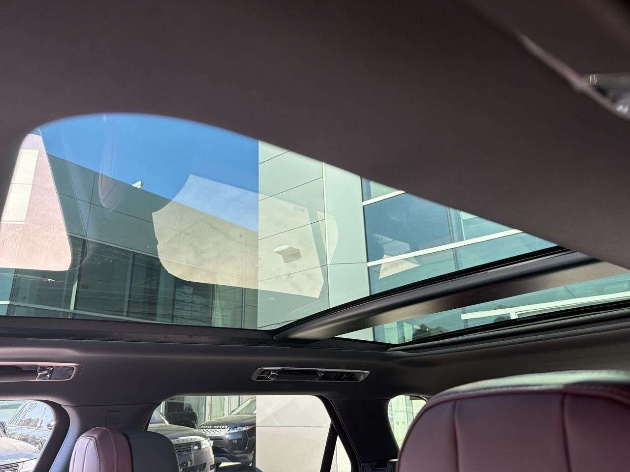 2026 Land Rover Range Rover Sport P400 Dynamic HSE thumb 19