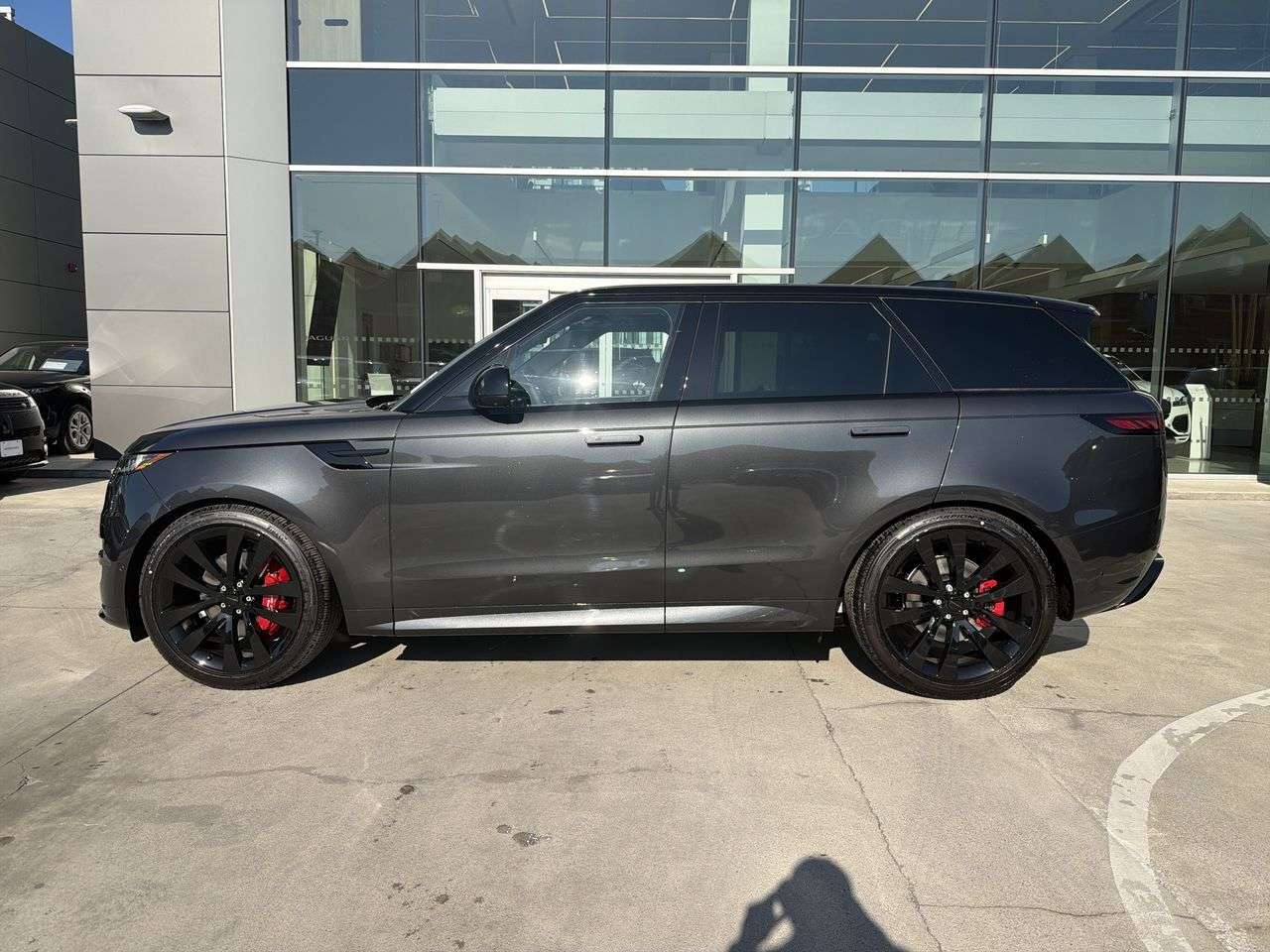 2026 Land Rover Range Rover Sport P400 Dynamic HSE alt 5