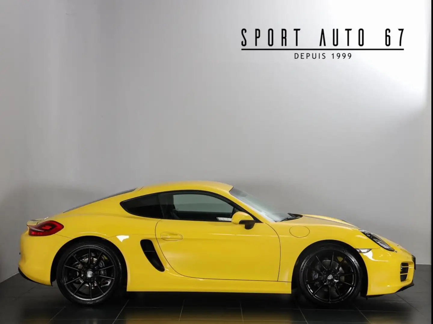 Porsche Cayman Flat 6 2.7L - 2