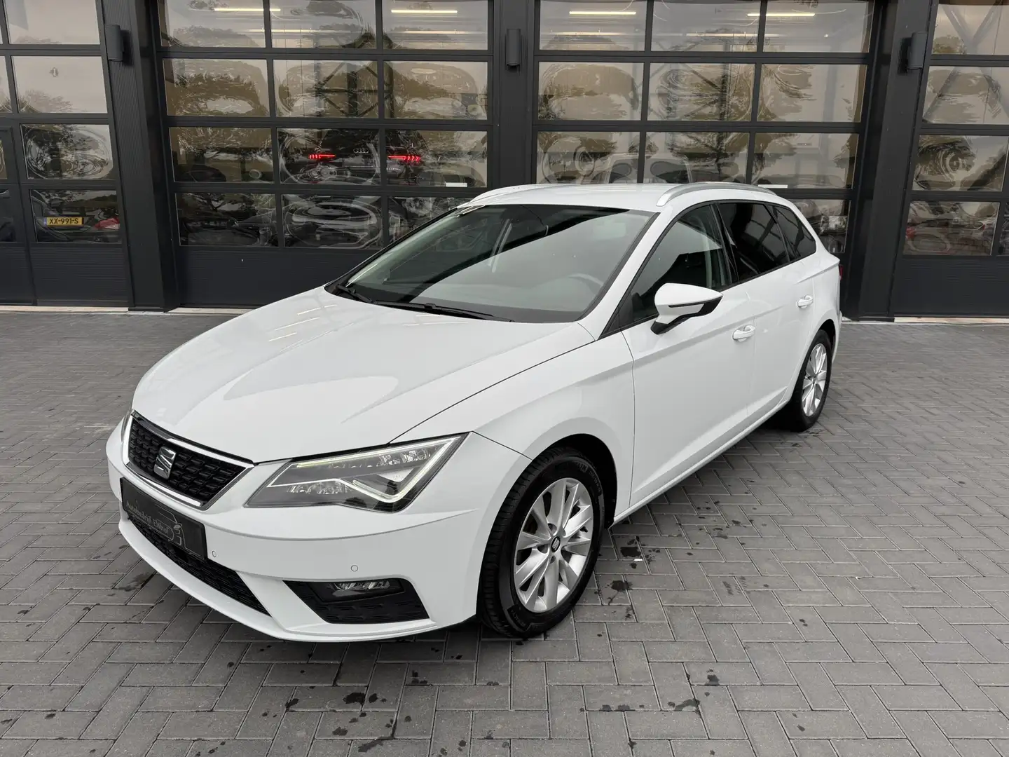 SEAT Leon 1.0 TSI Carplay / Clima Blanc - 1