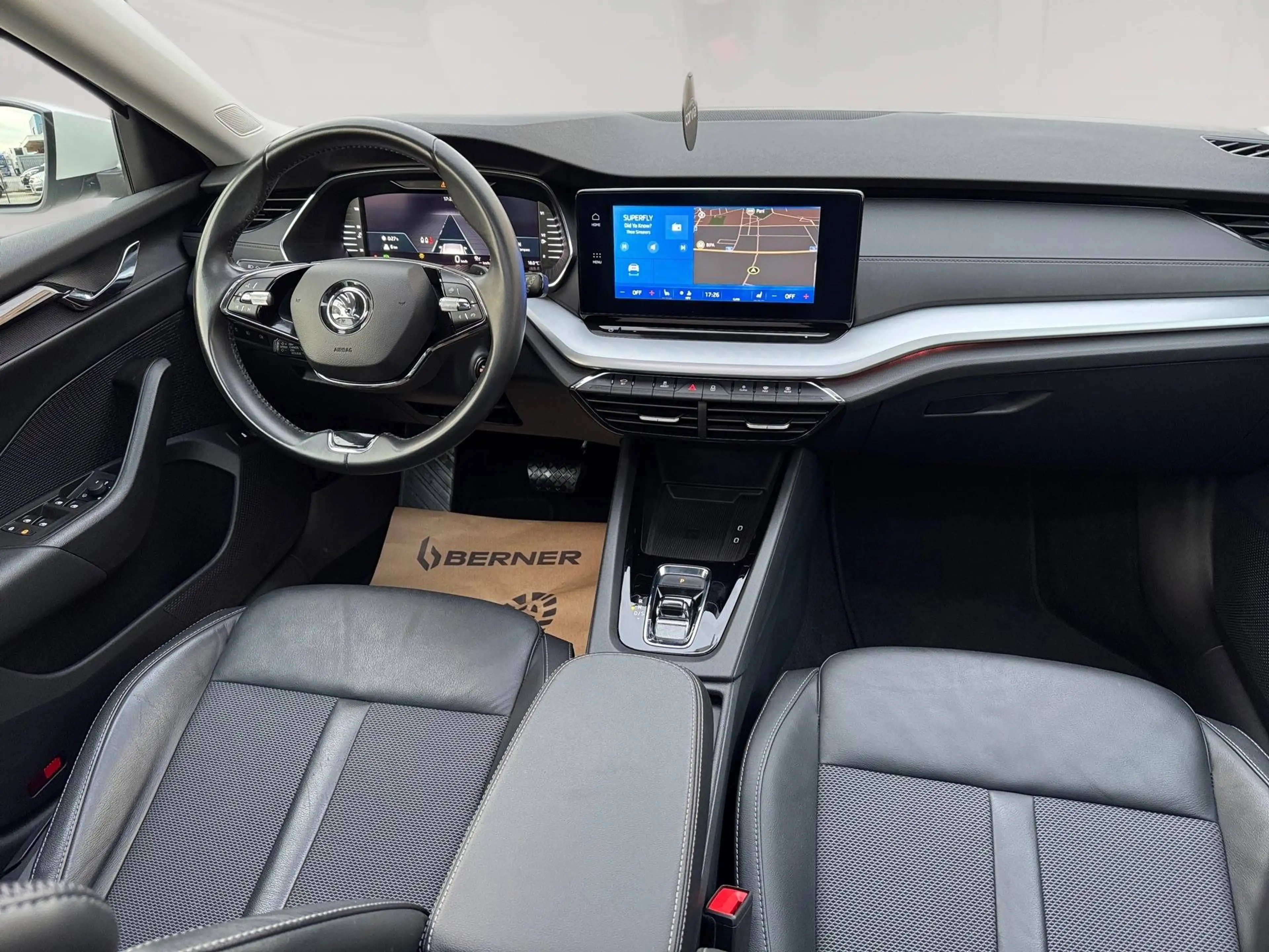Skoda Octavia Ambition 2.0 TDI DSG | PANO  | LED  | AHK | RFK | Spurhalteassistent — photo 11