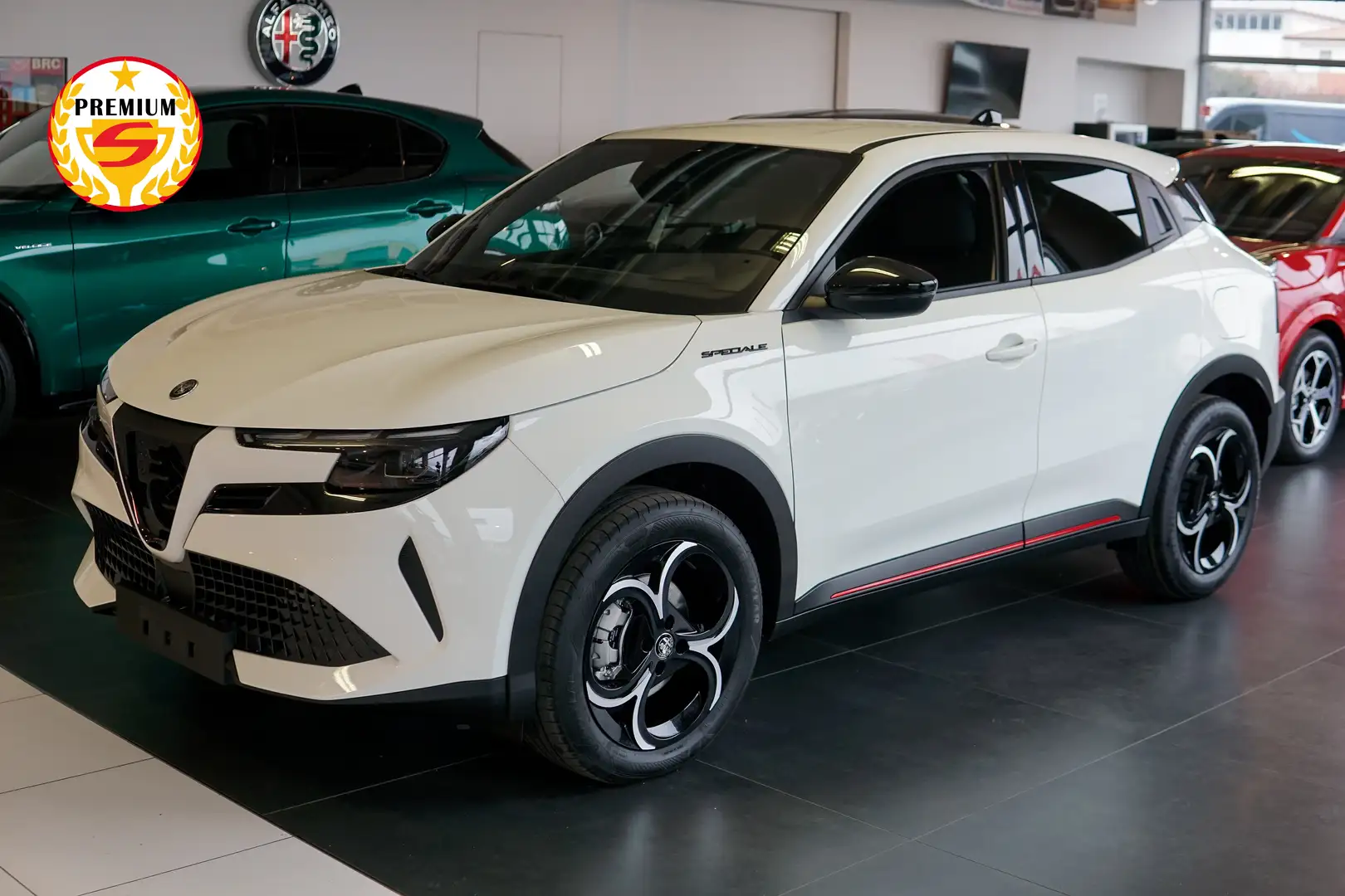 Alfa Romeo Junior 1.2 136cv ibrida Speciale edct6 Bianco - 1