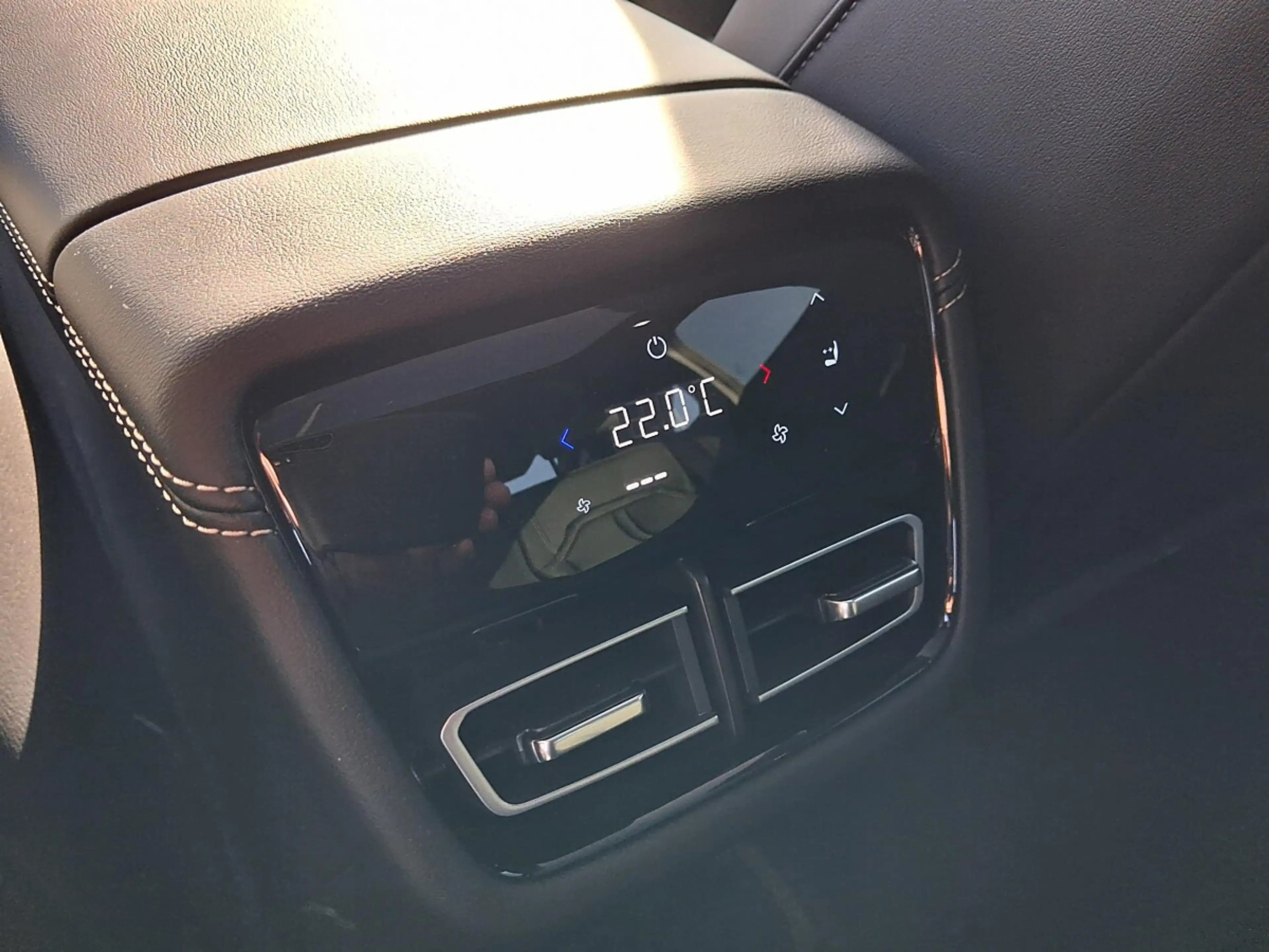 Mazda 6e Mazda6e 80kWh LR Takumi — photo 12