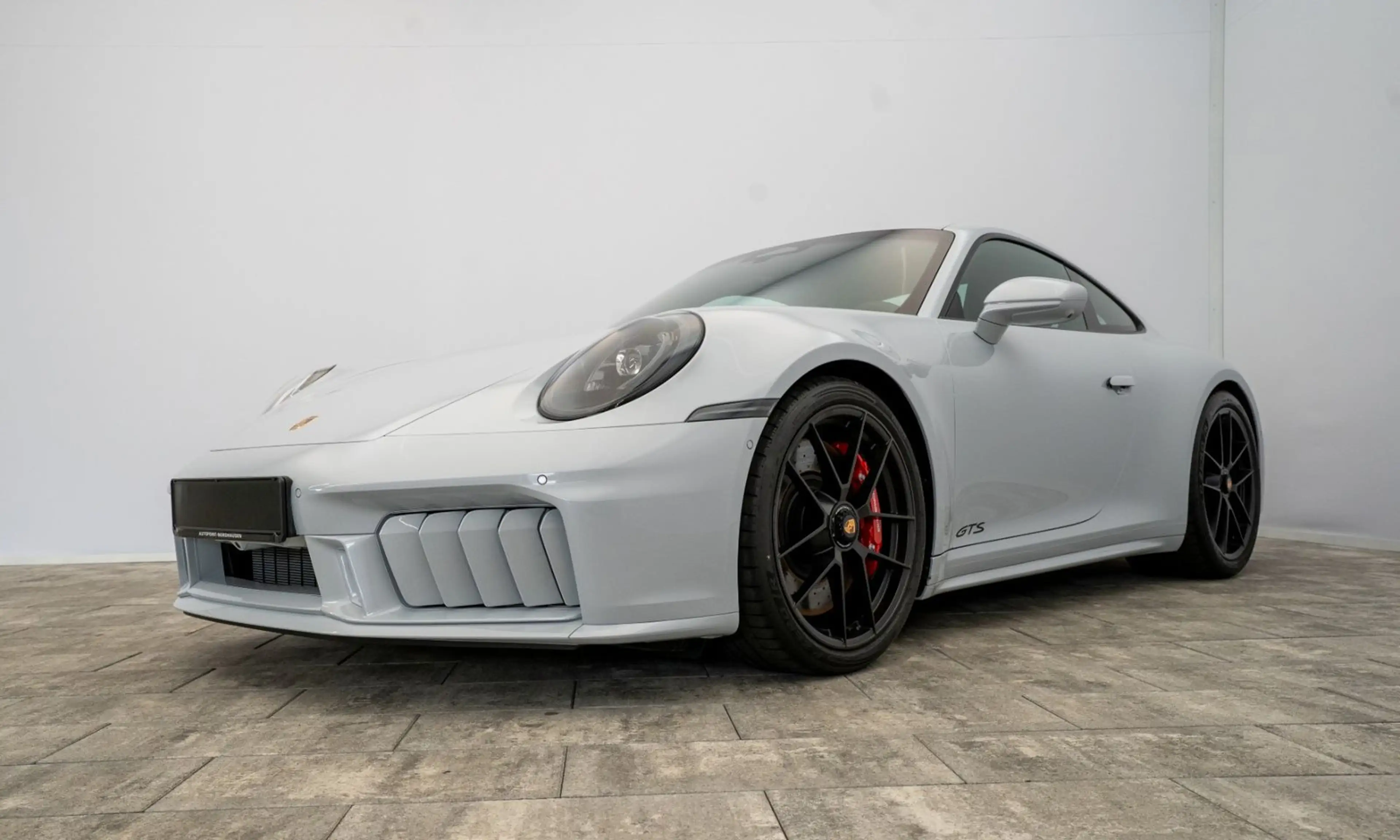 Porsche 992 911 Carrera GTS Coupe °Liftsystem°Bose° — photo 6
