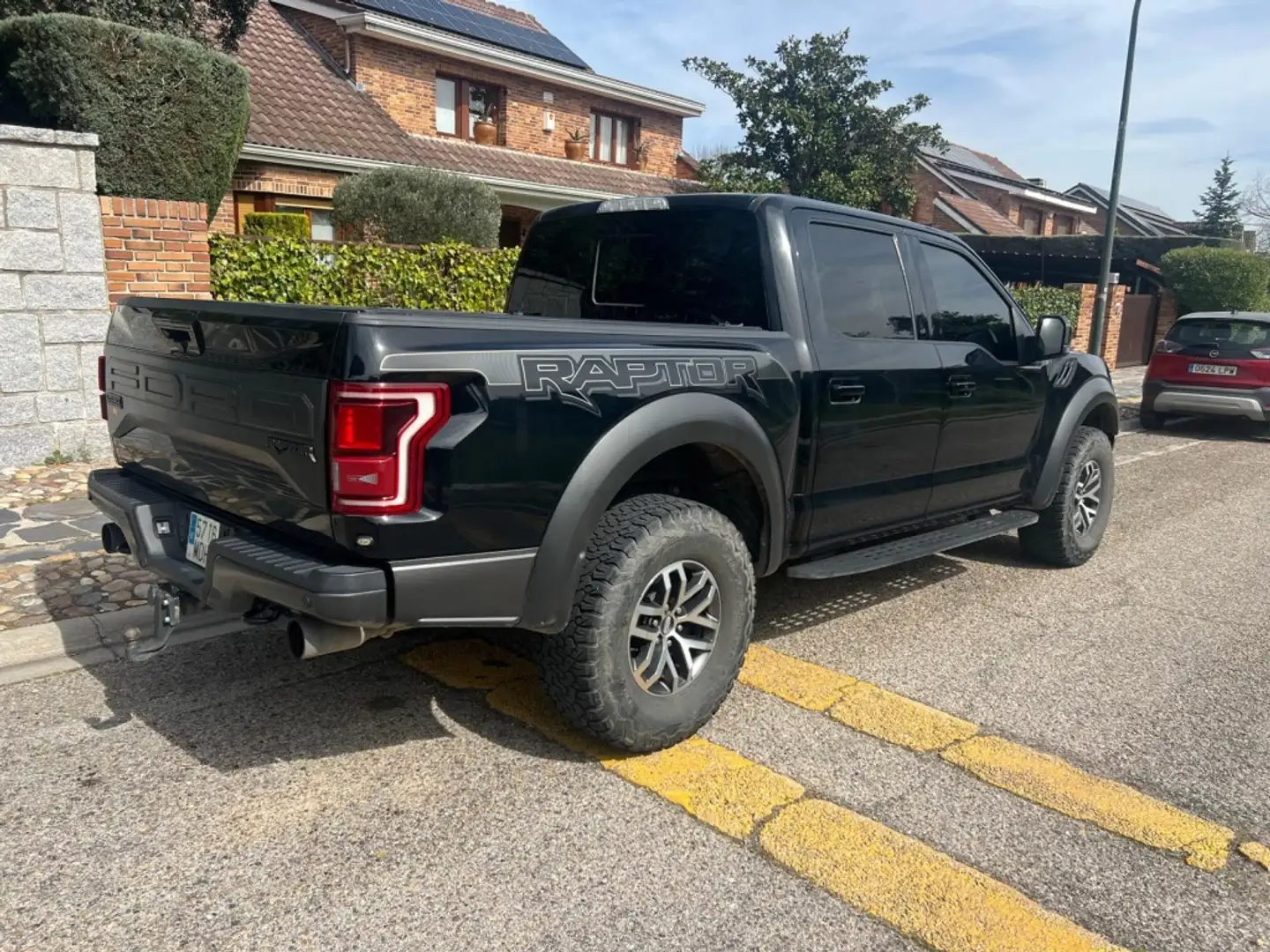 Ford F 150 Raptor Negro - 2