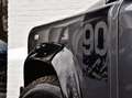 Land Rover Defender 90 ADVENTURE EDITION *** FULL HISTORY *** Grau - thumbnail 16