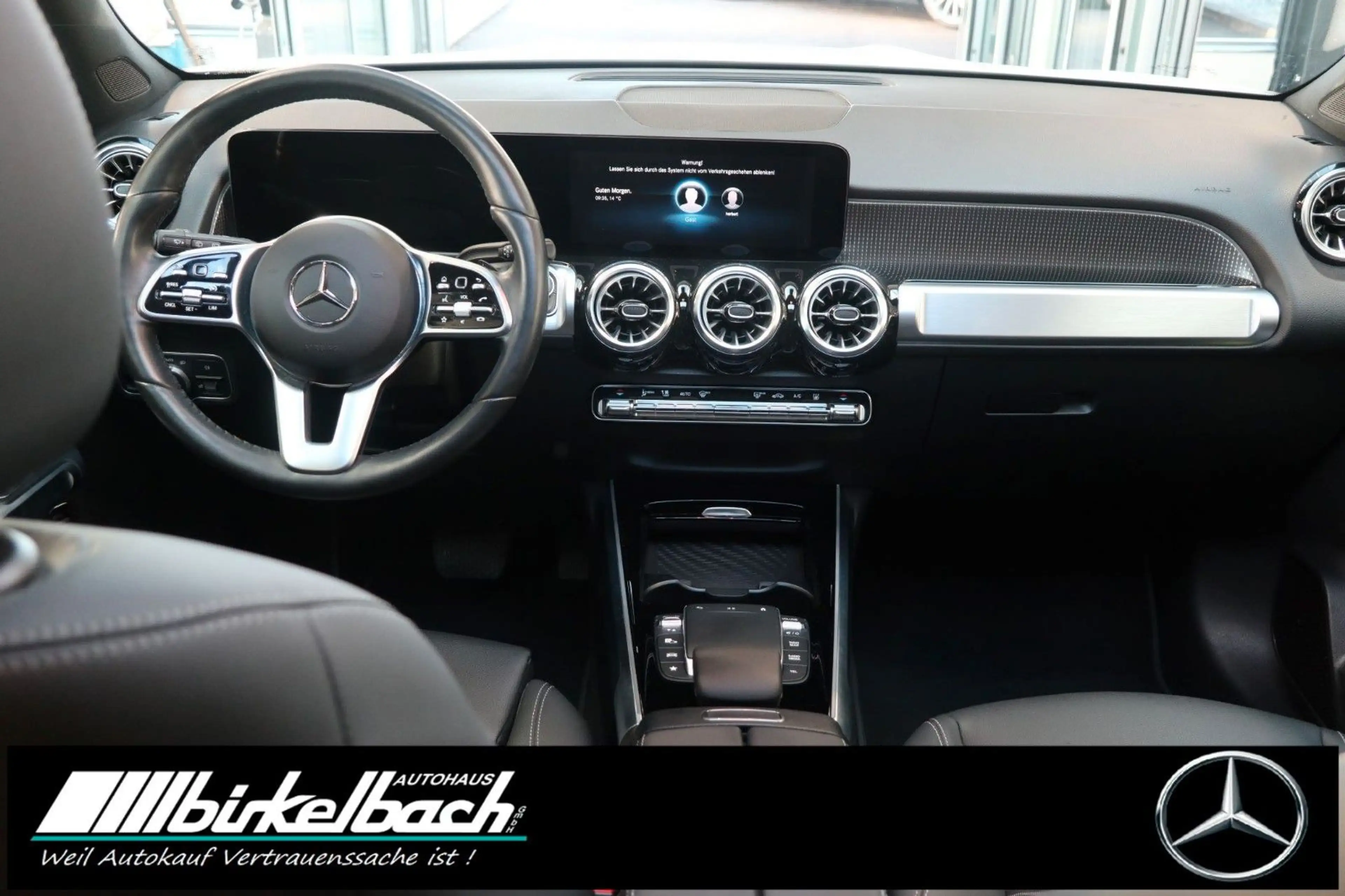 Mercedes-Benz EQB 250 Progressive Night Pano — photo 5