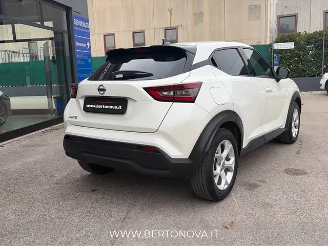 Nissan Juke view 4