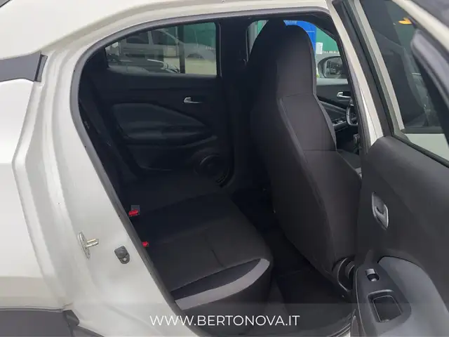 Nissan Juke view 9