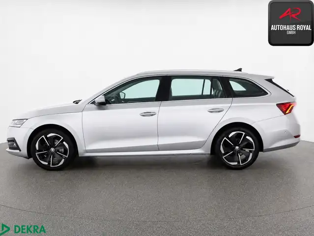 Skoda Octavia view 2